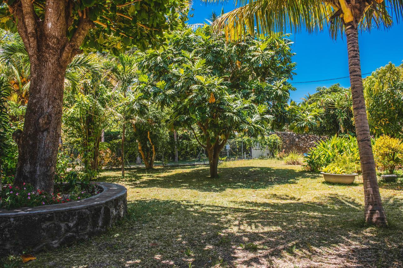 Coconuts Villa Grand Baie Exteriör bild